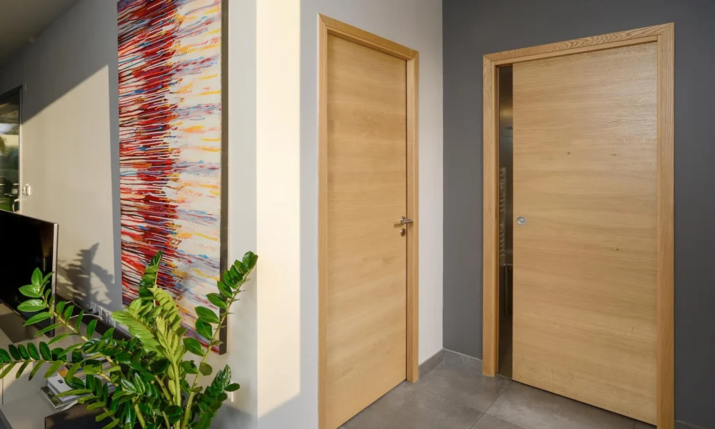 Remplacer une porte intérieure soi-même : les erreurs à éviter