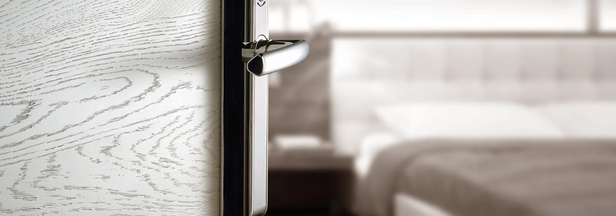 Acoustique, thermique, sécurité : comprendre les performances d’une porte intérieure